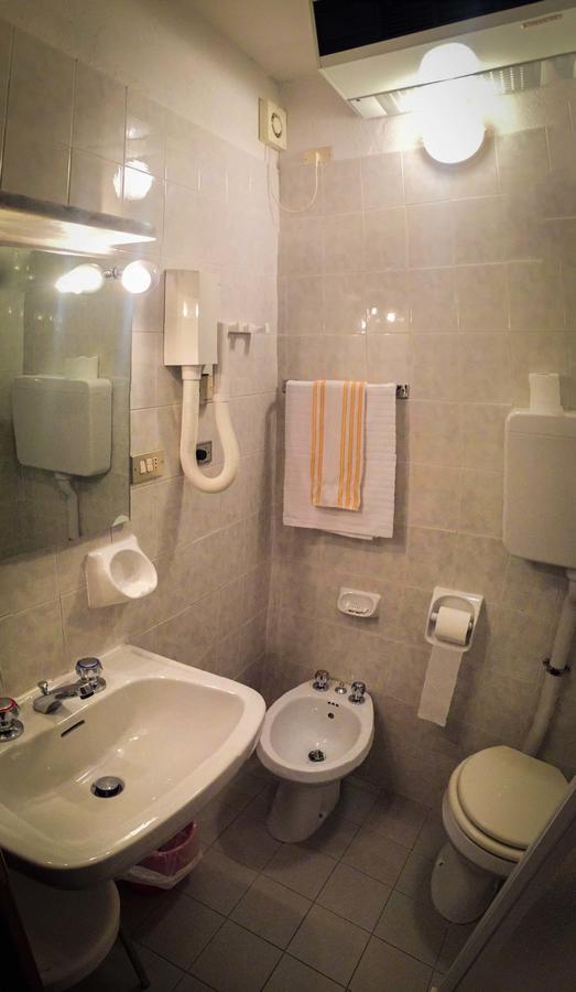 Albergo La Pace Pradleves ภายนอก รูปภาพ