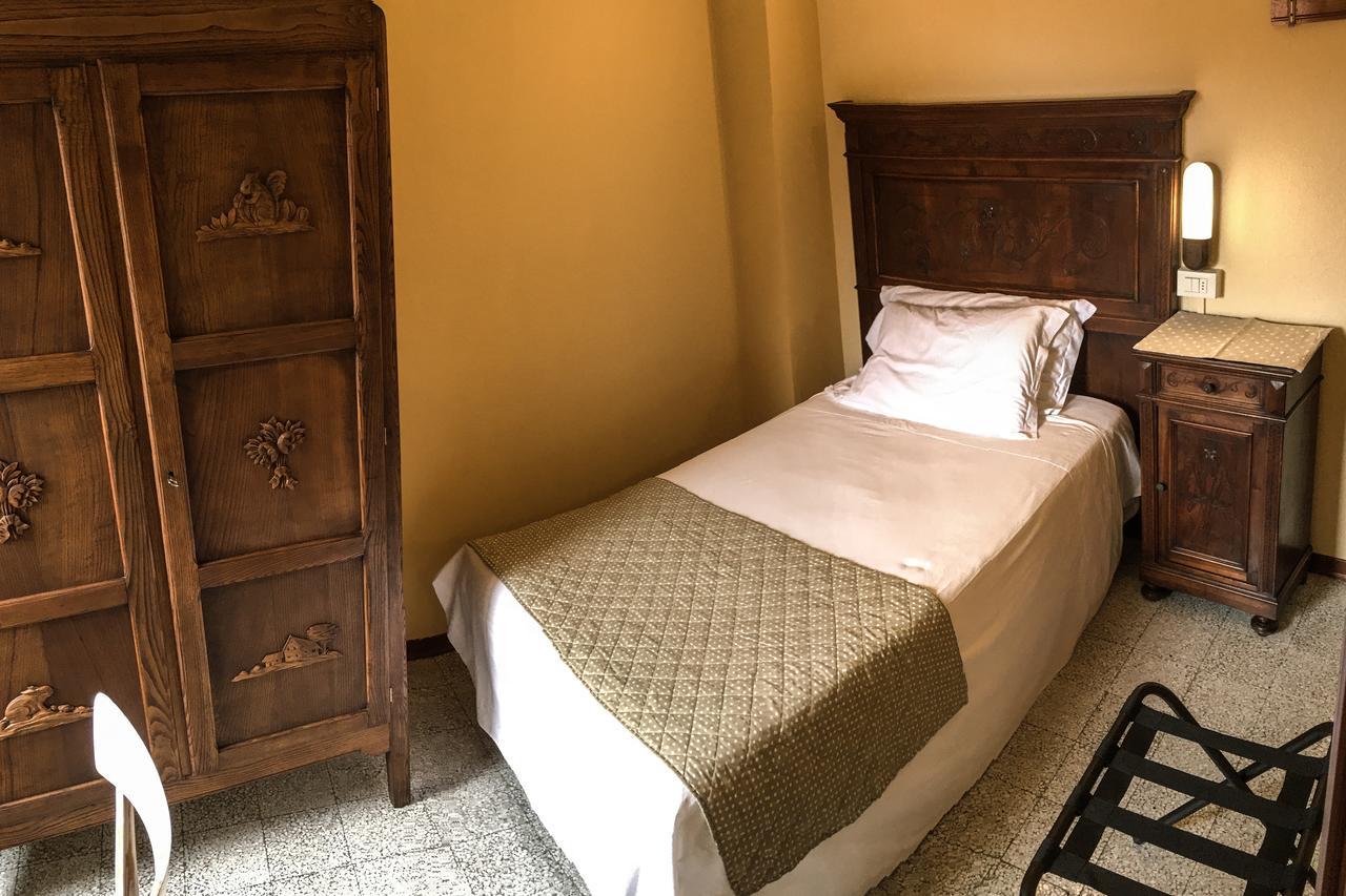 Albergo La Pace Pradleves ภายนอก รูปภาพ